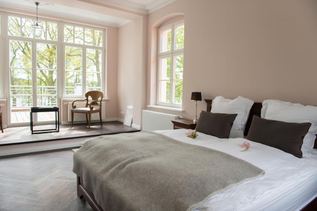 Herrenhaus Röddelin Templin Exteriör bild
